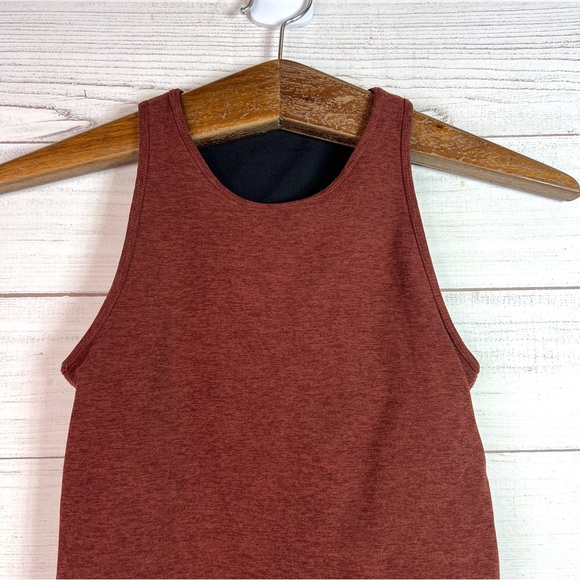 Vuori Women’s Orange Rust Tank Top Workout Gym Yoga Pilates Size XS - Picture 3 of 8